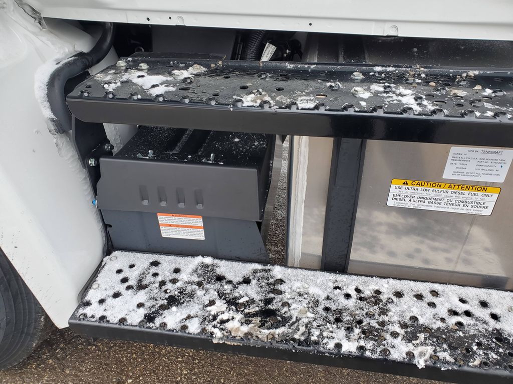 Slide images of 2026 HINO L6