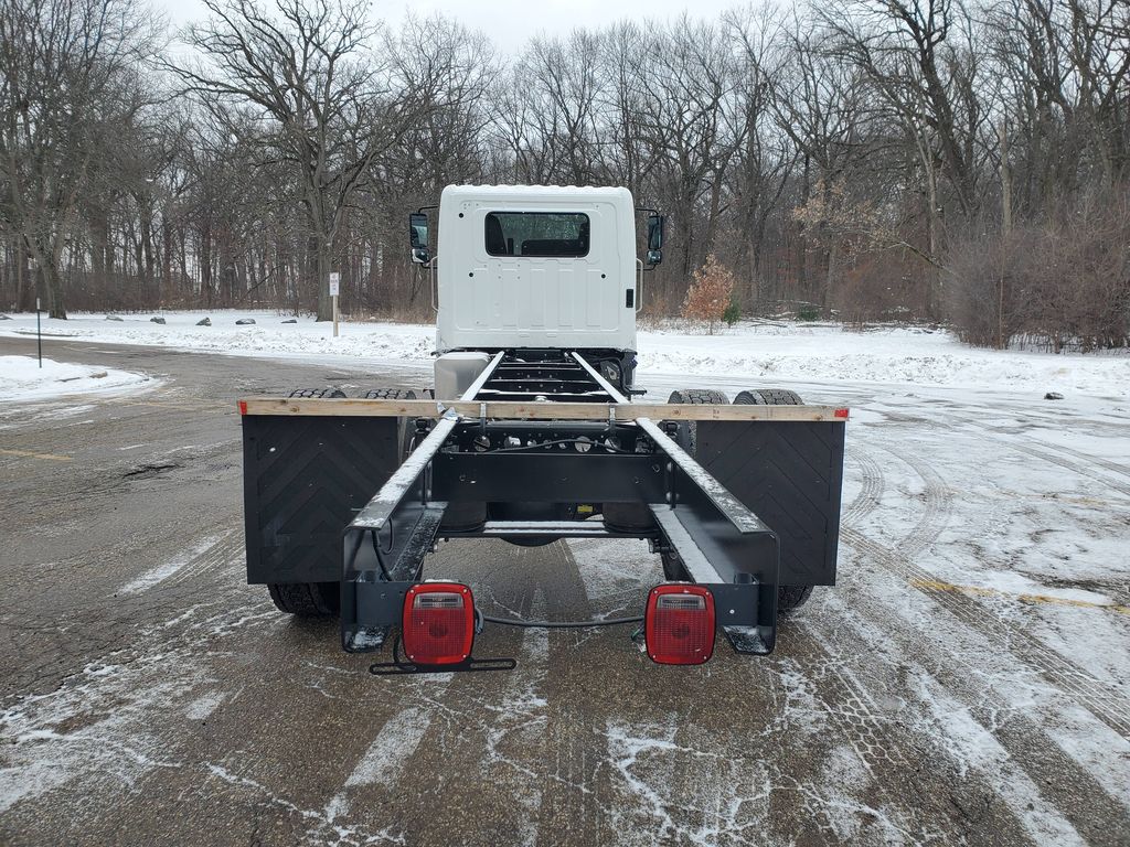 Slide images of 2026 HINO L6