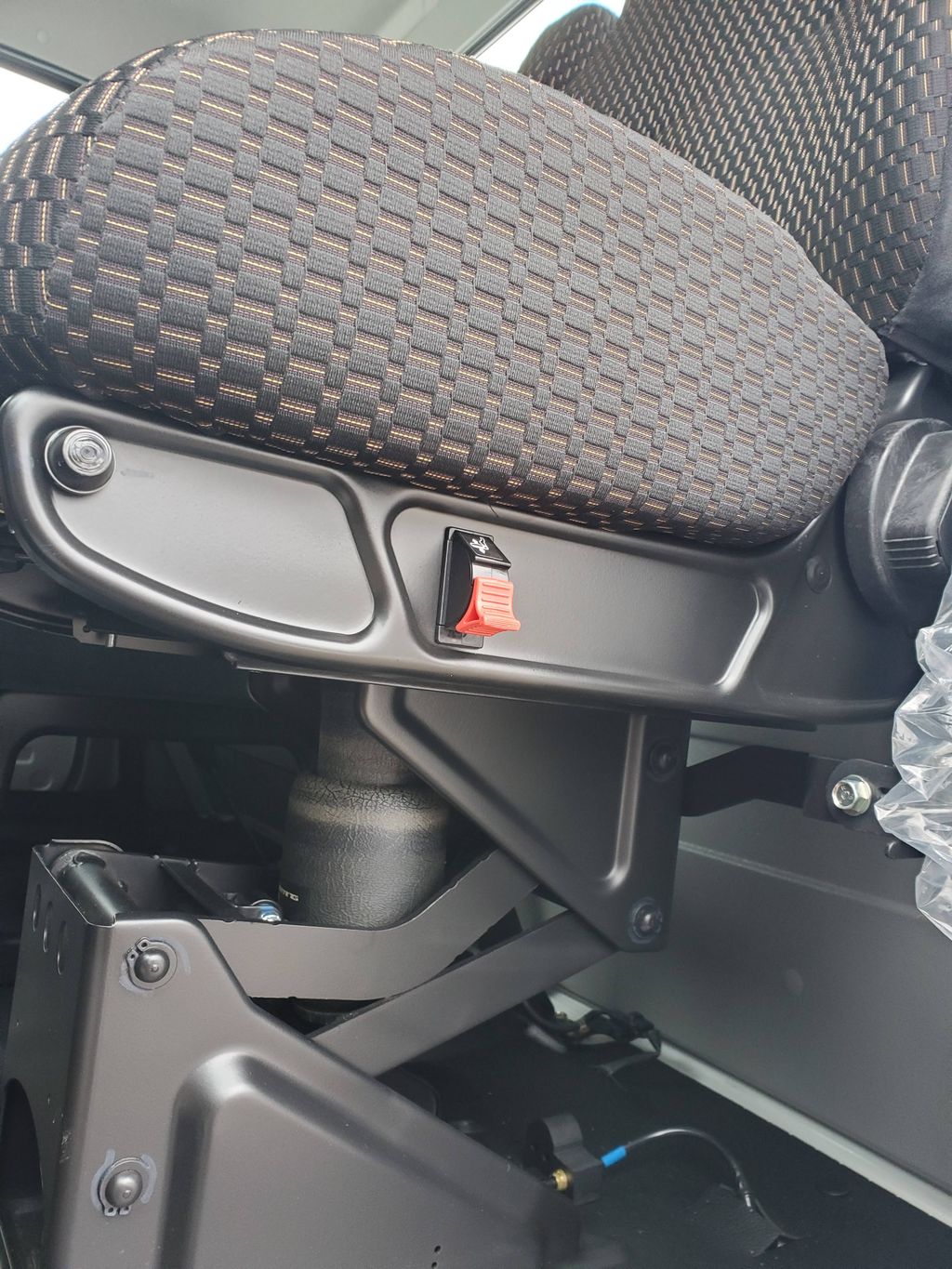 Slide images of 2026 HINO L6