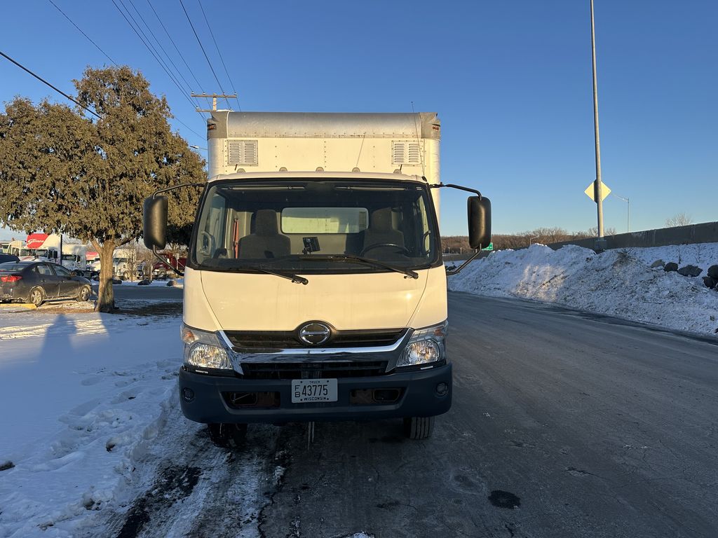 Slide images of 2018 HINO 195