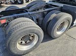 Slide images of 2022 VOLVO VNL64T860