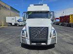 Slide images of 2022 VOLVO VNL64T860