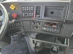 Slide images of 2022 VOLVO VNL64T860