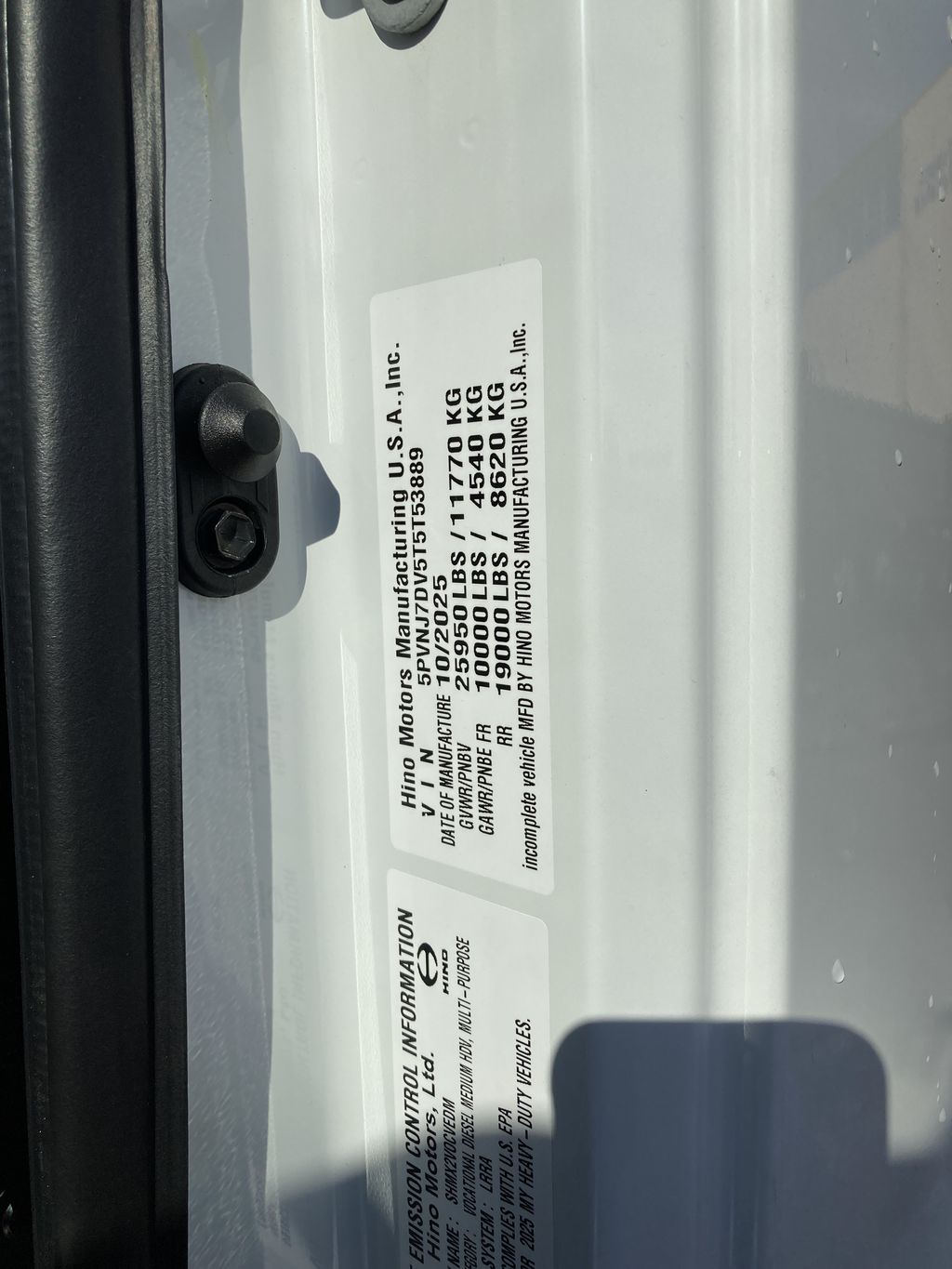 Slide images of 2026 HINO L6-26