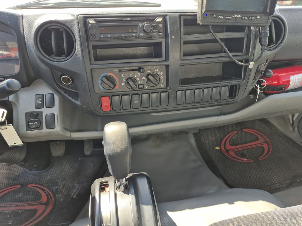 Slide images of 2020 HINO 155