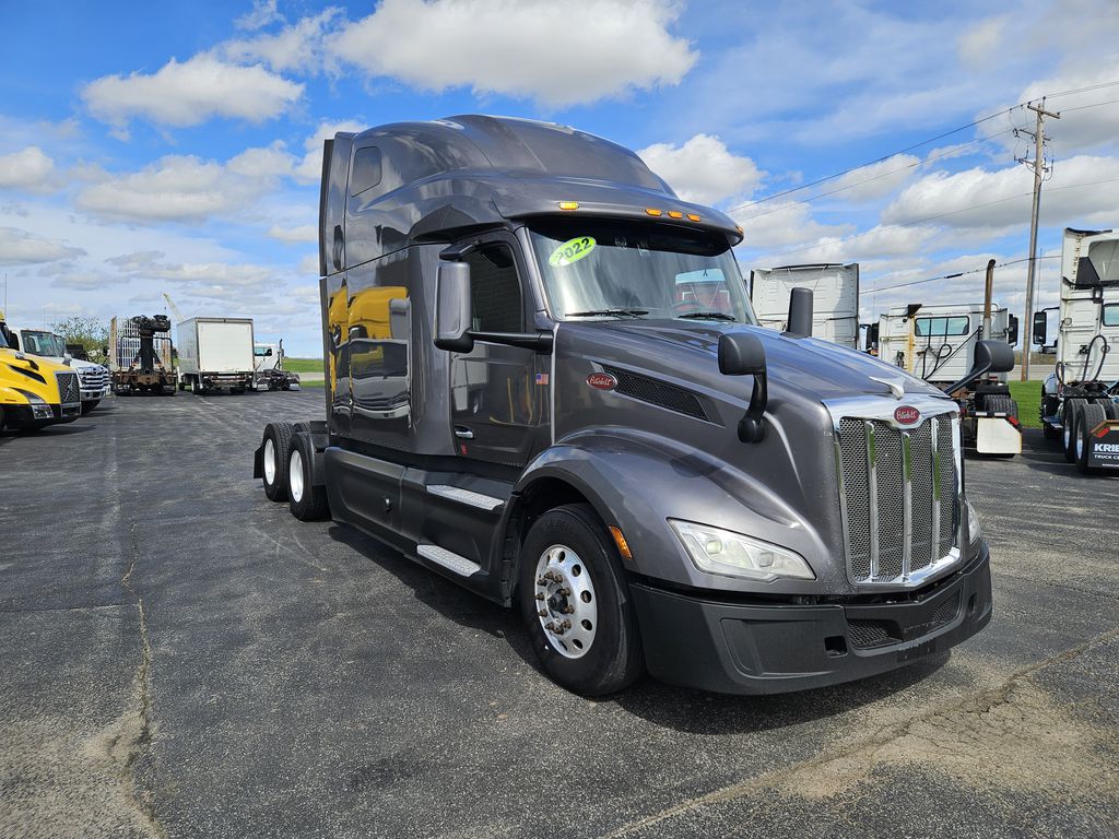 Slide images of 2022 PETERBILT TRK 