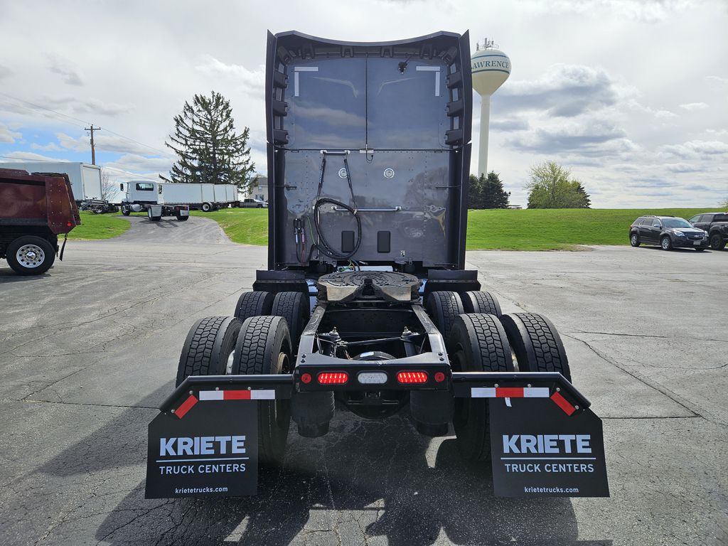 Slide images of 2022 PETERBILT TRK