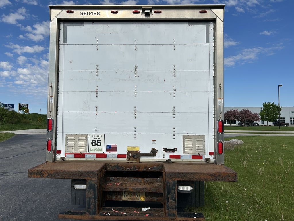 Slide images of 2018 HINO 195