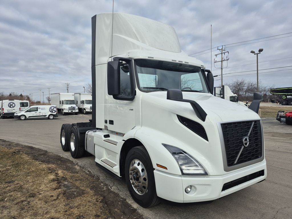 Slide images of 2025 VOLVO VNR64T300 