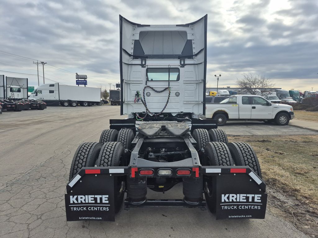 Slide images of 2025 VOLVO VNR64T300 