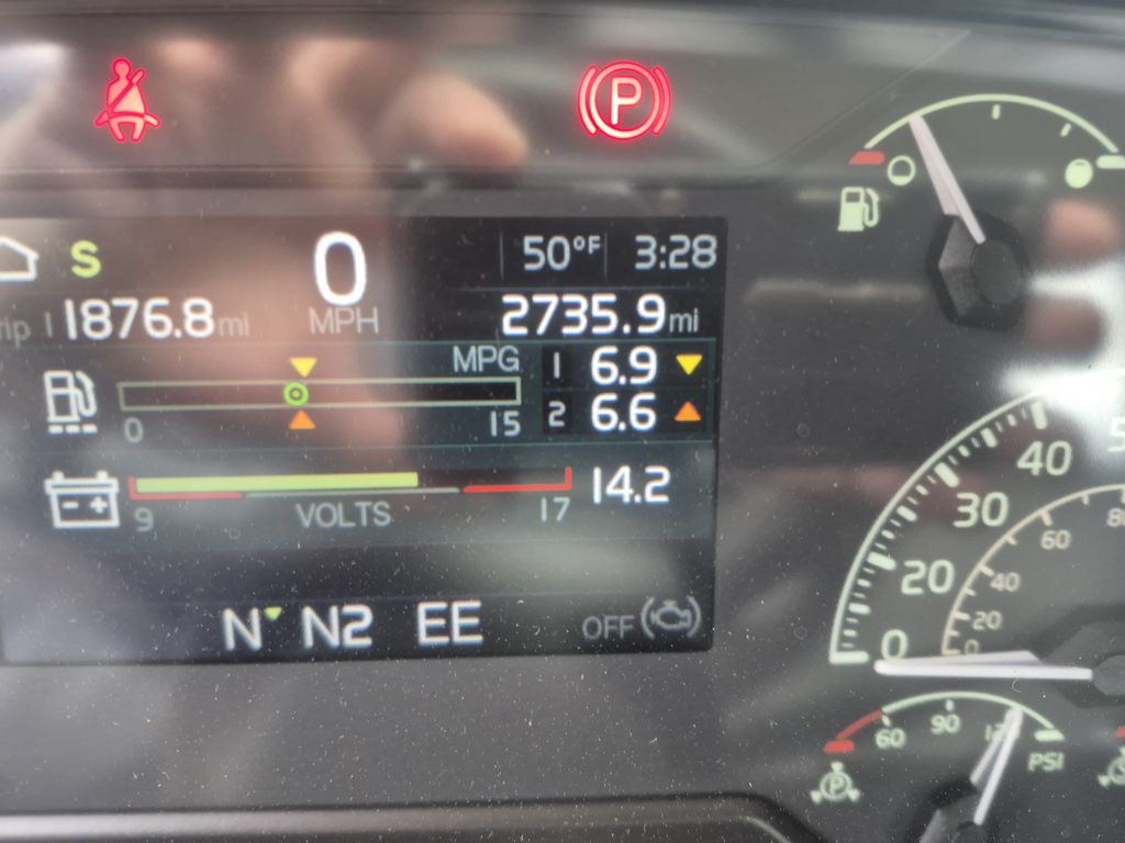 Slide images of 2025 VOLVO VNR64T300 