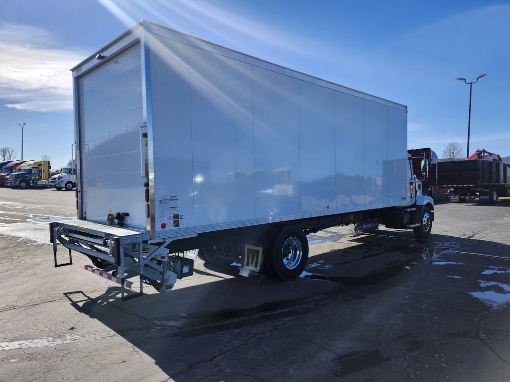 Slide images of 2025 MACK MD642