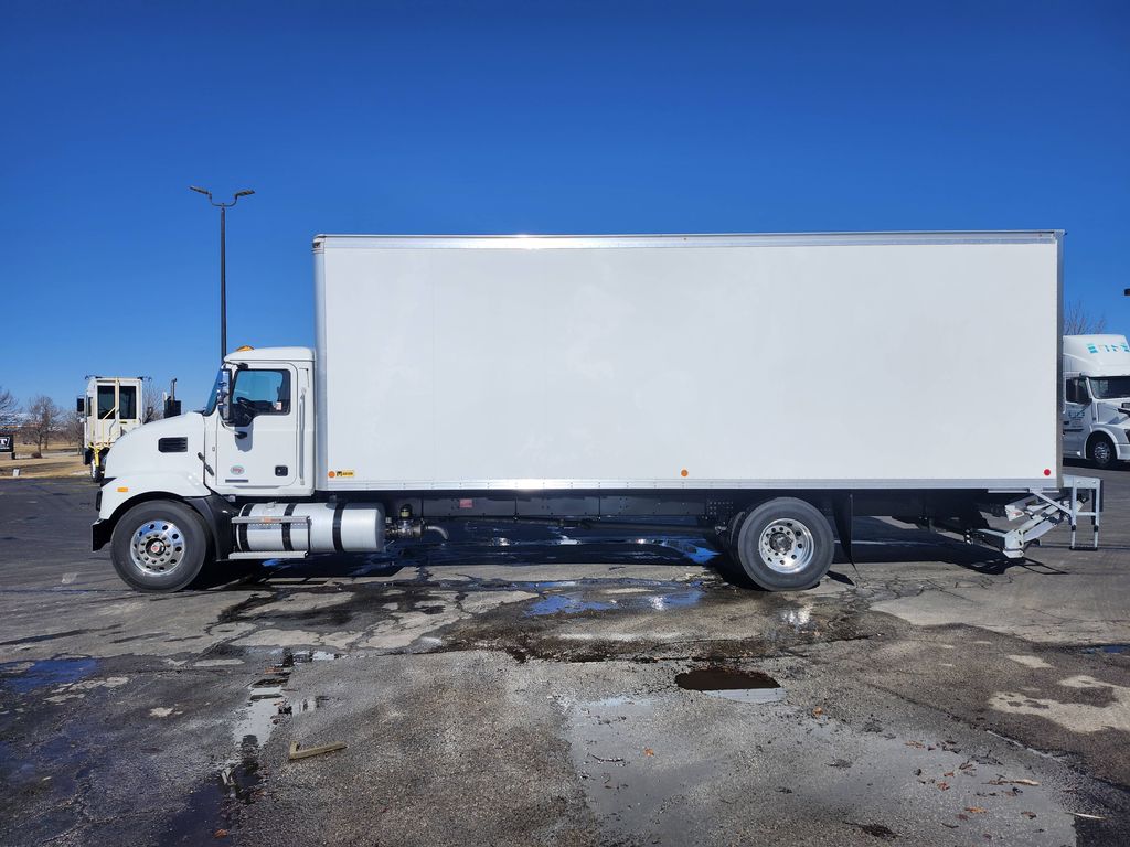 Slide images of 2025 MACK MD642