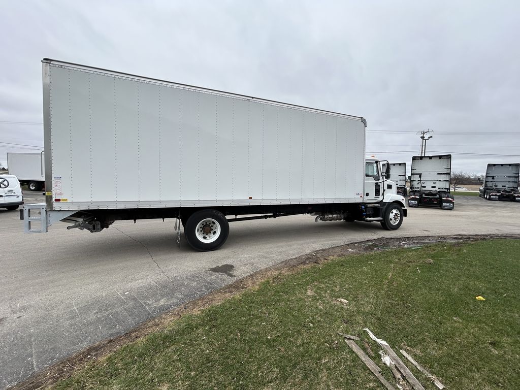 Slide images of 2025 MACK MD642