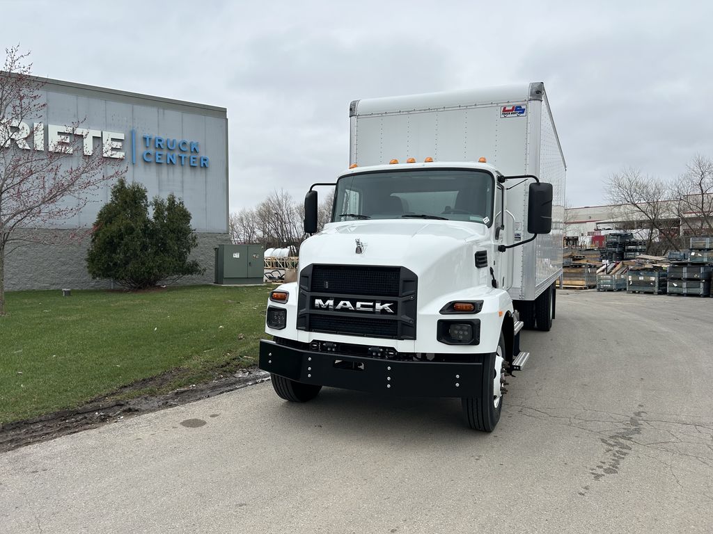 Slide images of 2025 MACK MD642