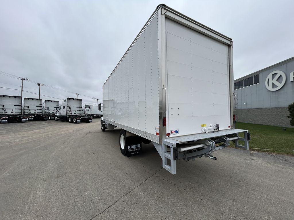 Slide images of 2025 MACK MD642