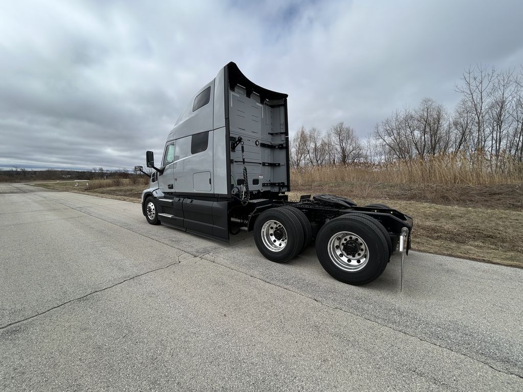 Slide images of 2026 MACK PIONEER 64T 76H