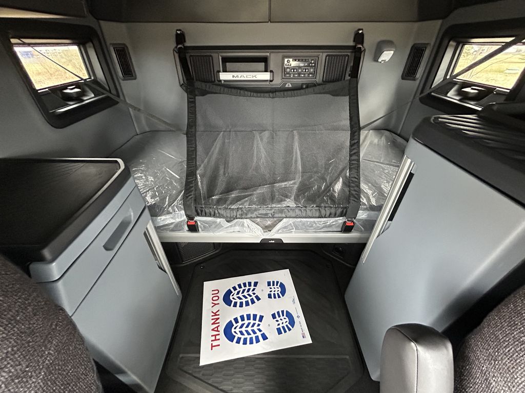 Slide images of 2026 MACK PIONEER 64T 76H