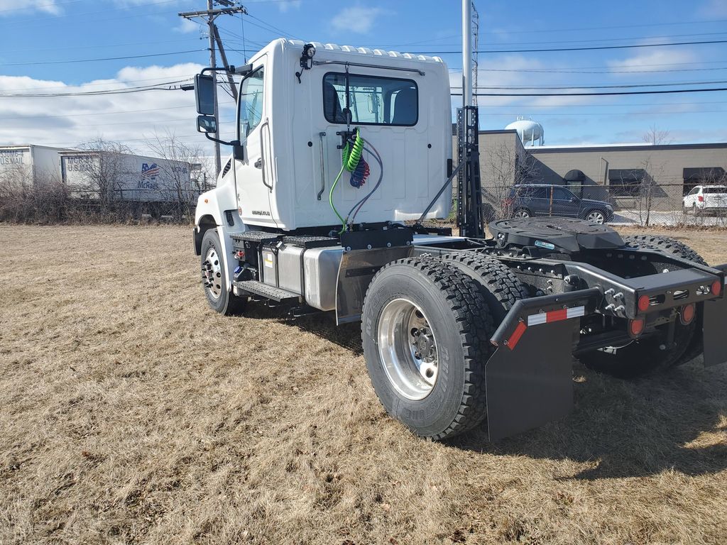 Slide images of 2026 HINO XL8 (SA TRAC.)