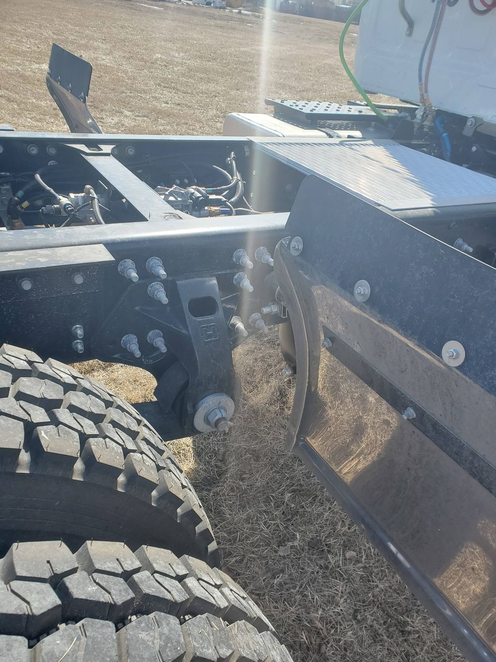 Slide images of 2026 HINO XL8 (SA TRAC.)