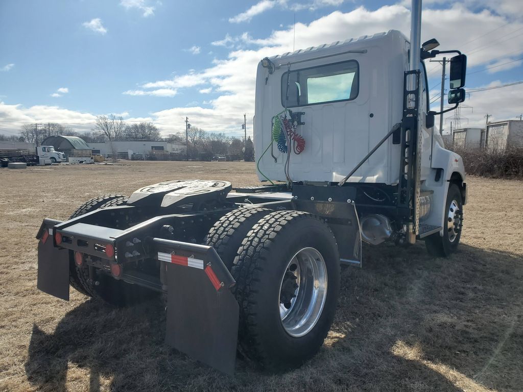 Slide images of 2026 HINO XL8 (SA TRAC.)