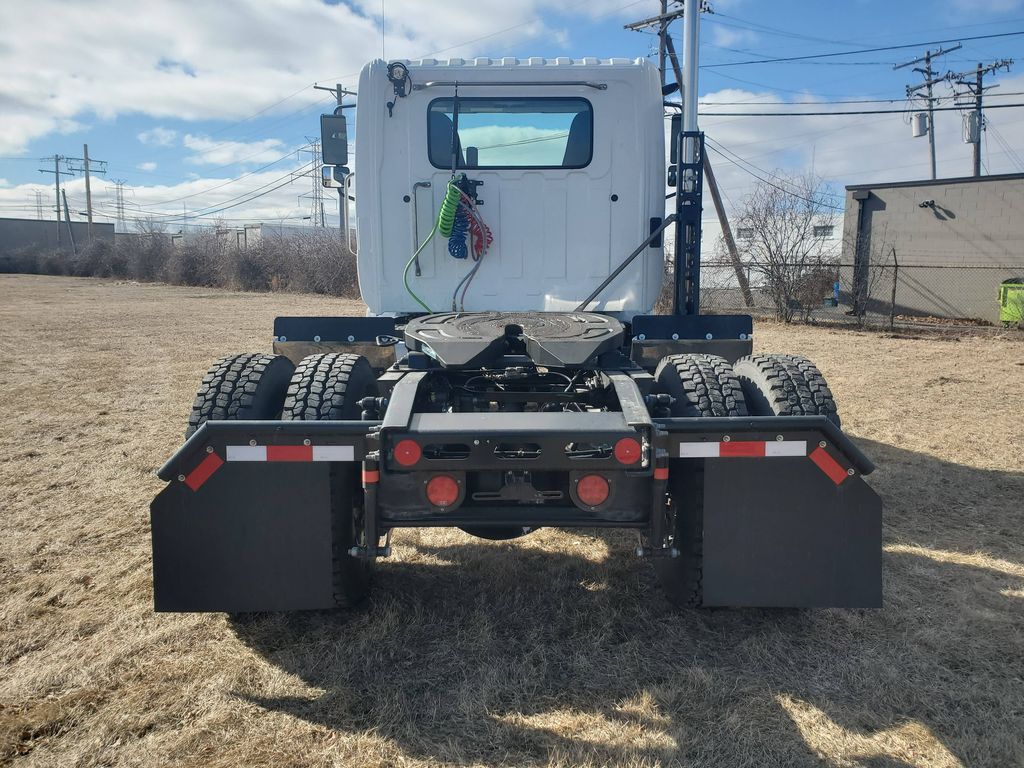 Slide images of 2026 HINO XL8 (SA TRAC.)