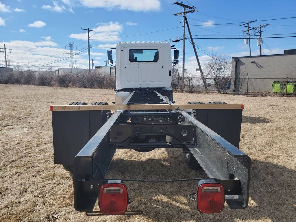 Slide images of 2026 HINO XL7