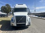 Slide images of 2022 VOLVO VNL64T860