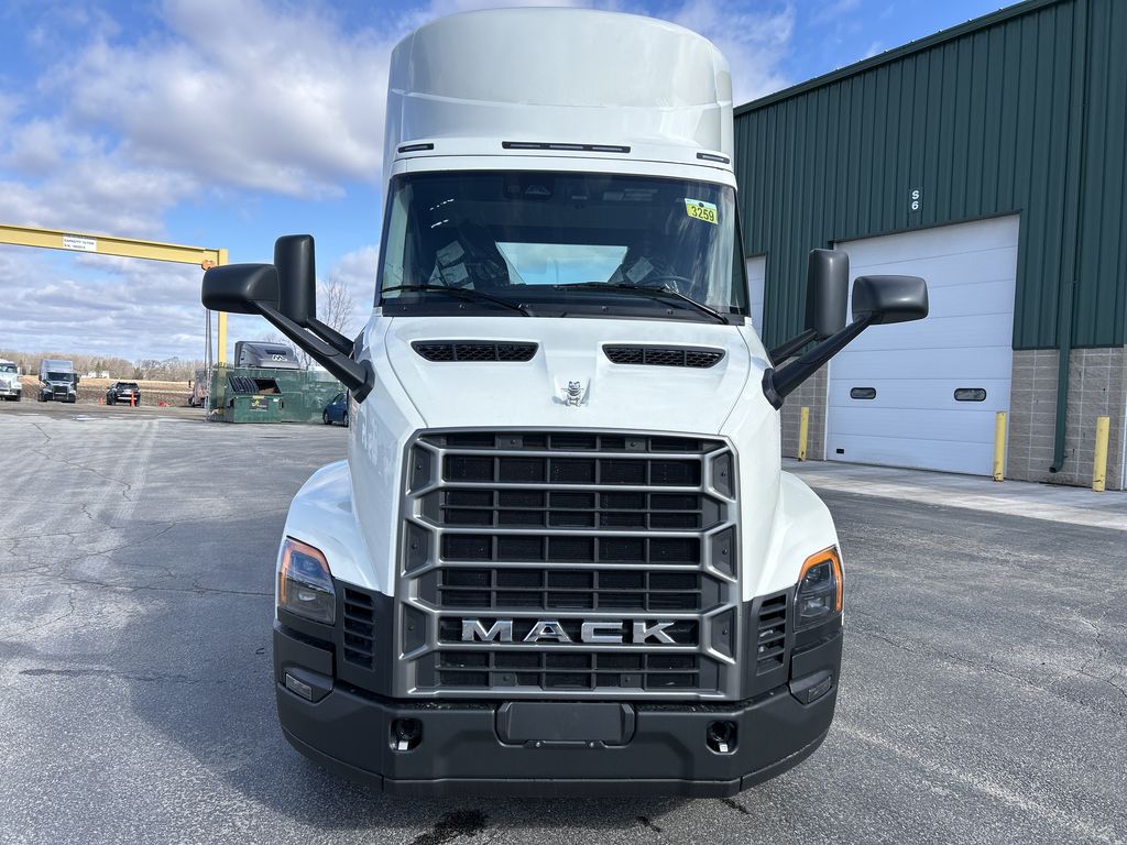 Slide images of 2027 MACK ANTHEM GEN2 64T