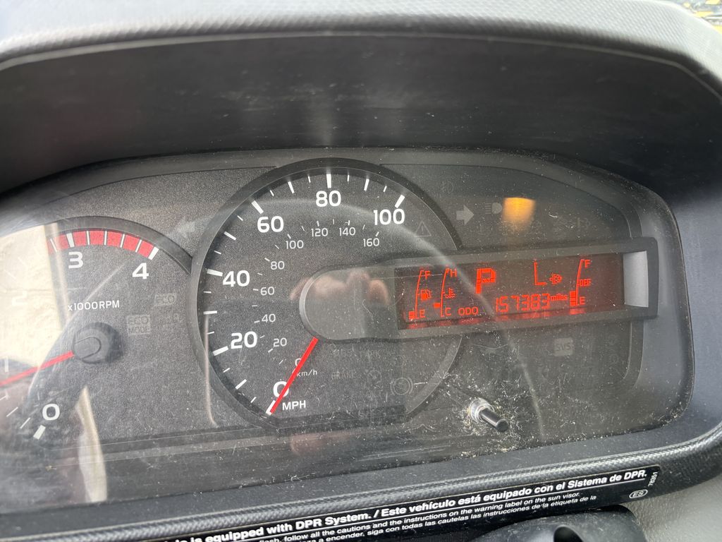 Slide images of 2018 HINO 195