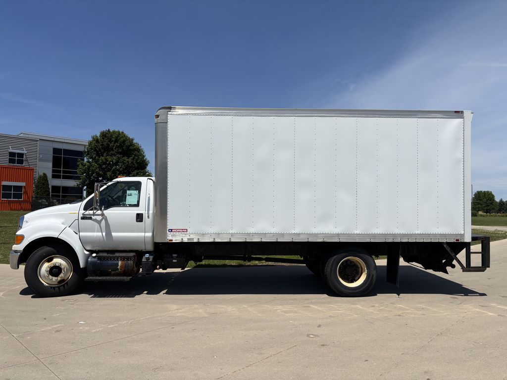 Slide images of 2011 FORD SUPER DUTY F [