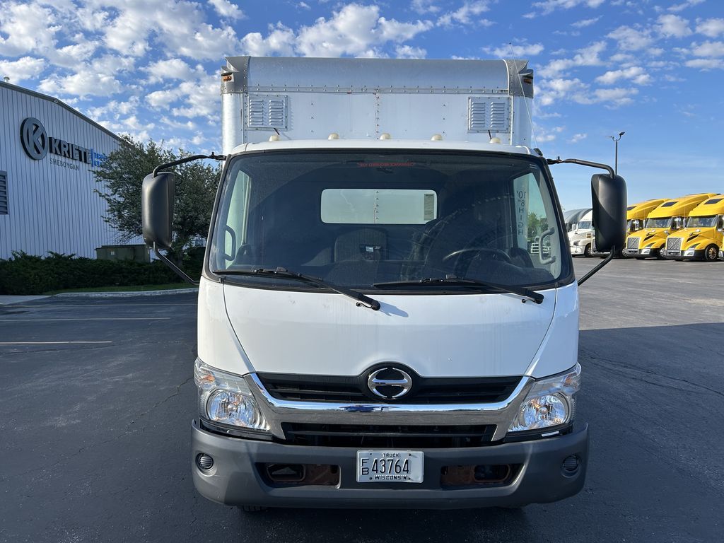 Slide images of 2018 HINO 195