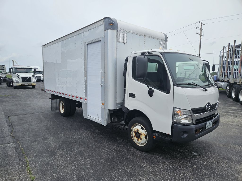 Slide images of 2018 HINO 195