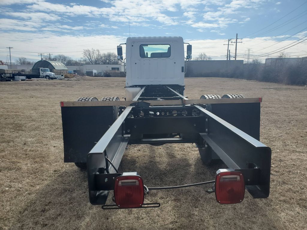 Slide images of 2026 HINO L6