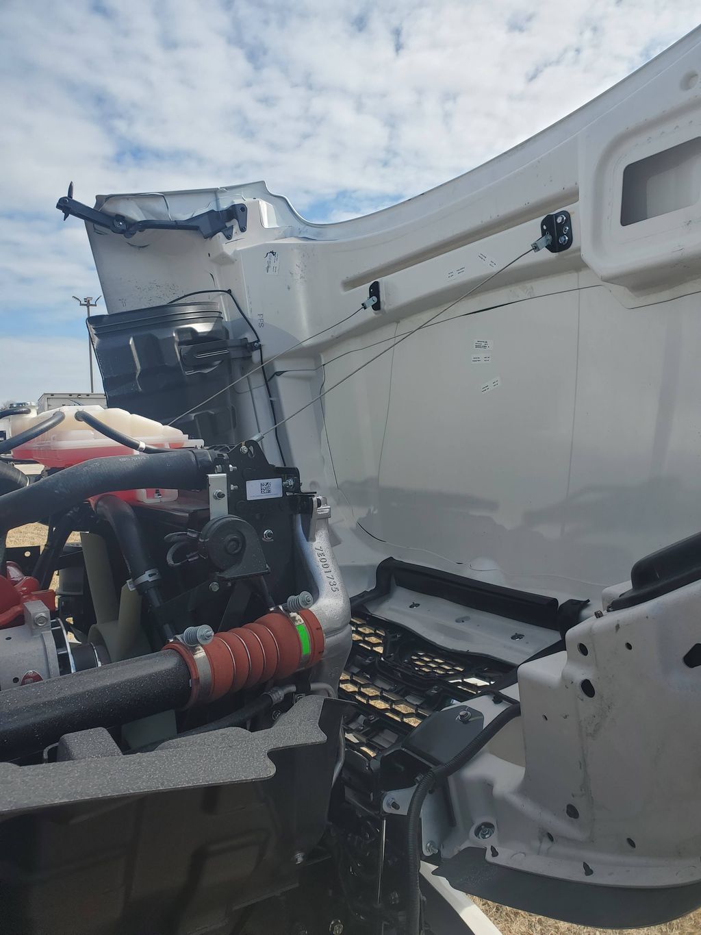 Slide images of 2026 HINO L6