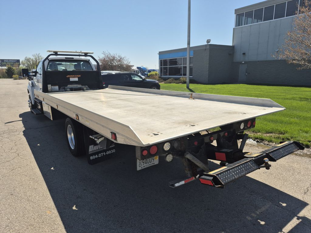 Slide images of 2021 FORD F650