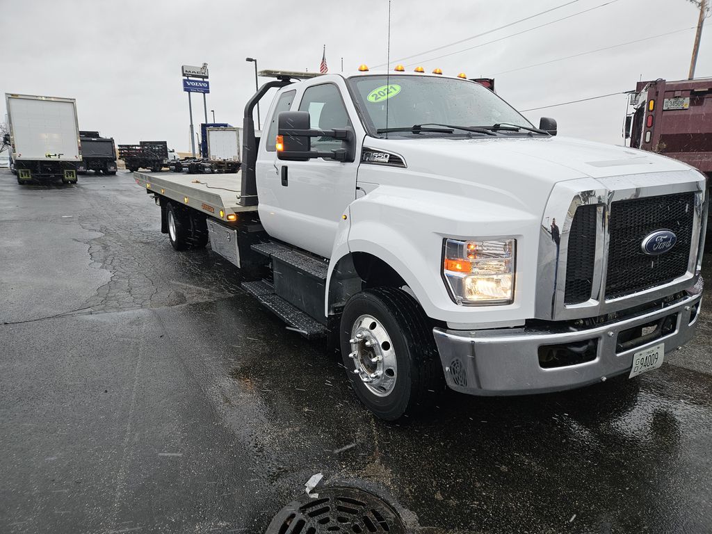 Slide images of 2021 FORD F650 
