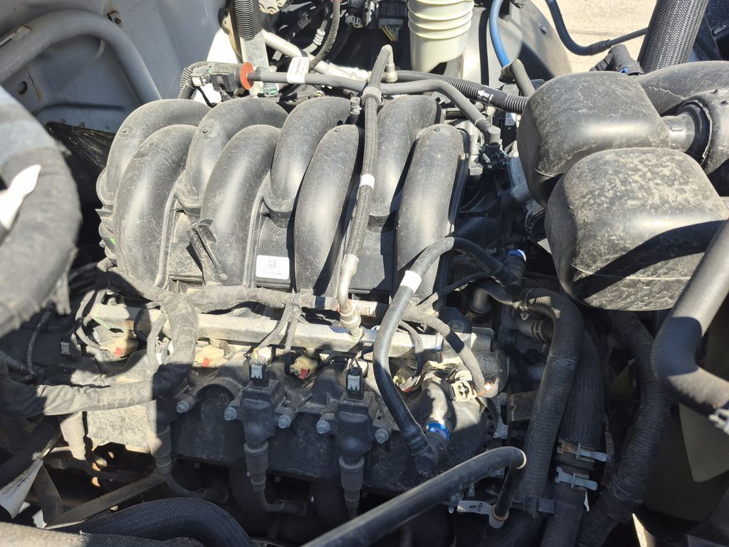 Slide images of 2021 FORD F650