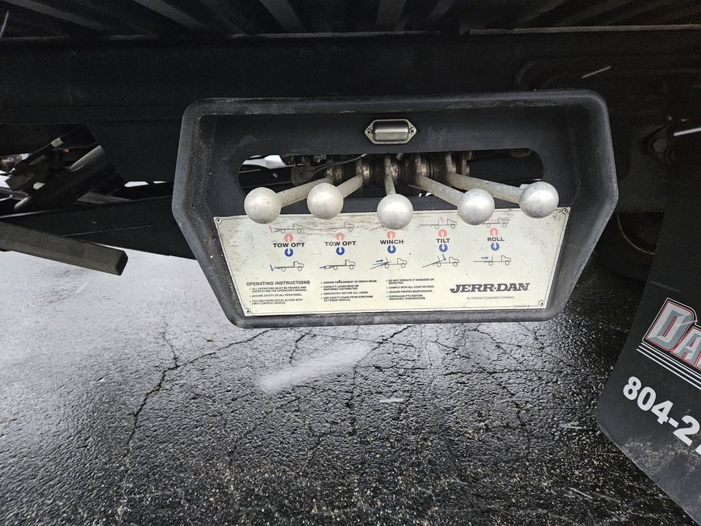 Slide images of 2021 FORD F650 