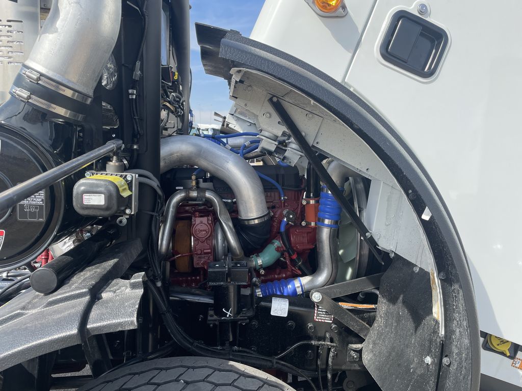 Slide images of 2026 MACK TE64R 