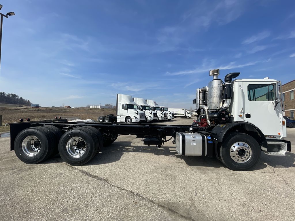 Slide images of 2026 MACK TE64R
