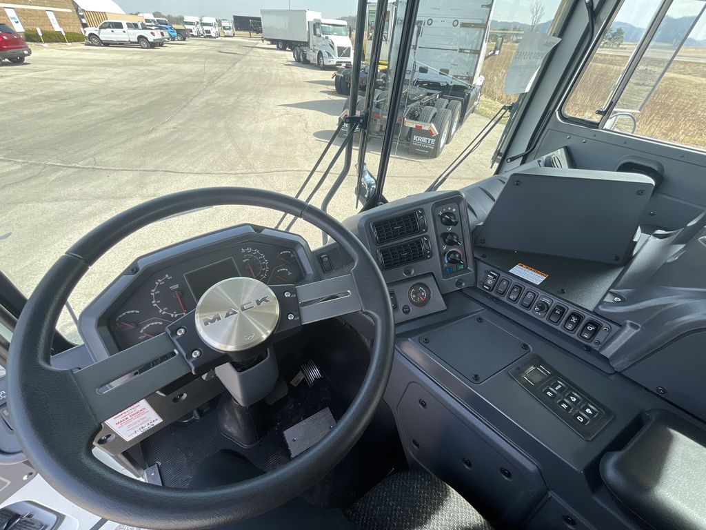 Slide images of 2026 MACK TE64R