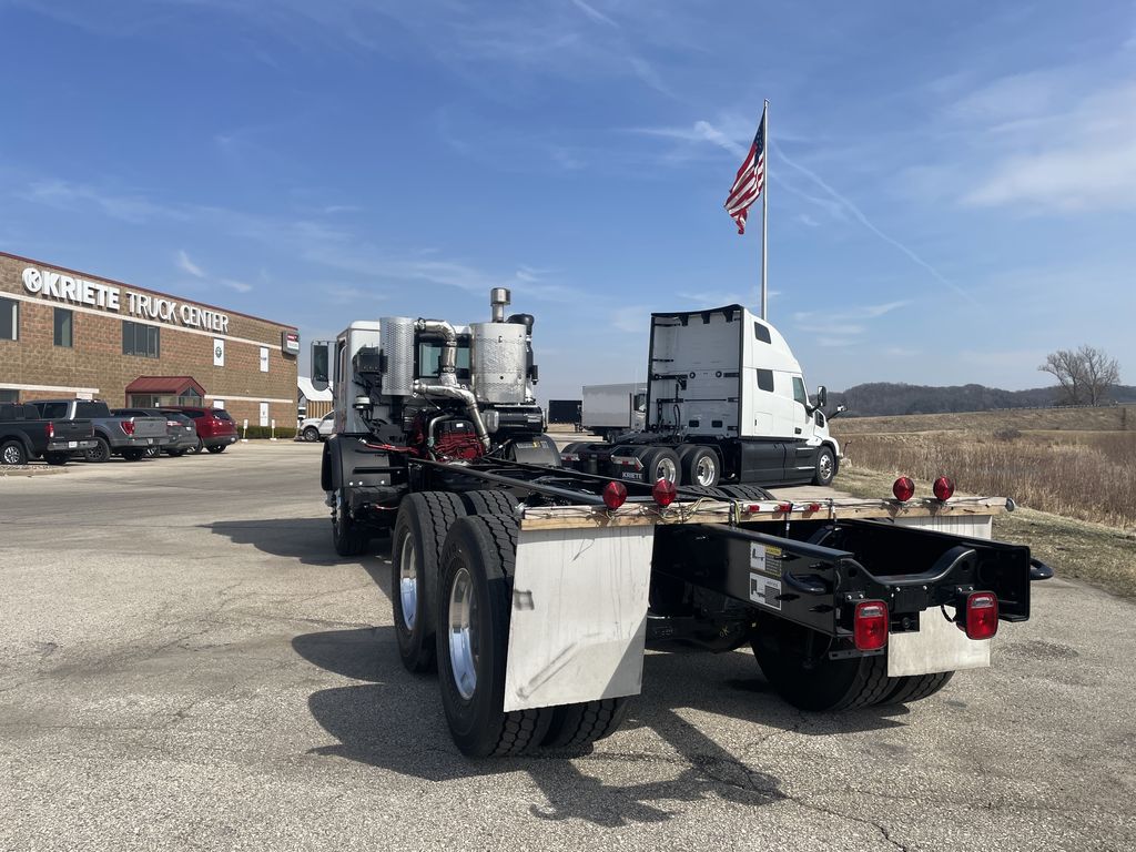 Slide images of 2026 MACK TE64R