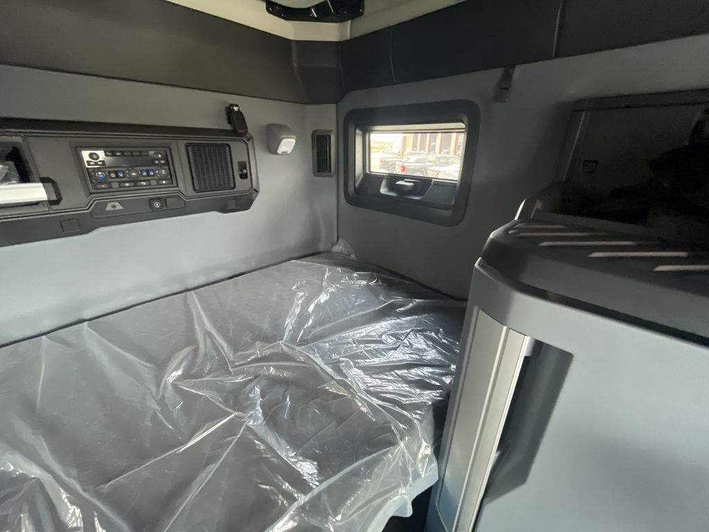 Slide images of 2026 MACK PIONEER 64T 76H