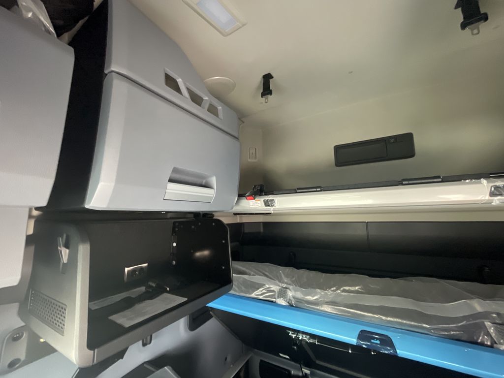 Slide images of 2026 MACK PIONEER 64T 76H