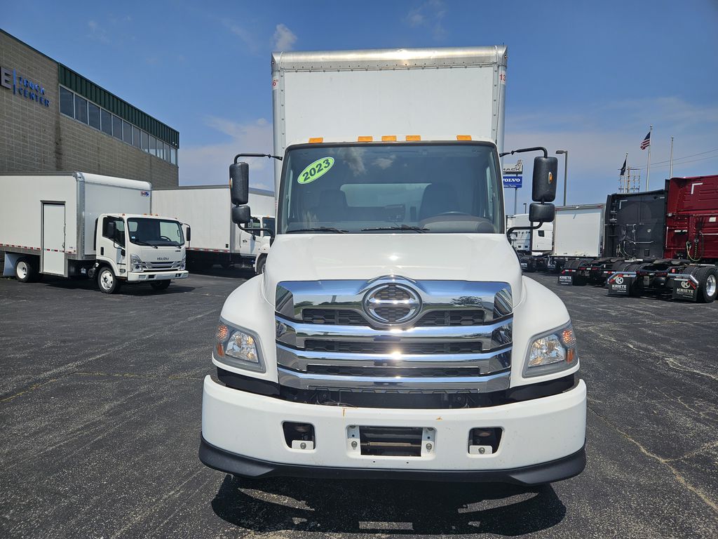 Slide images of 2023 HINO L6