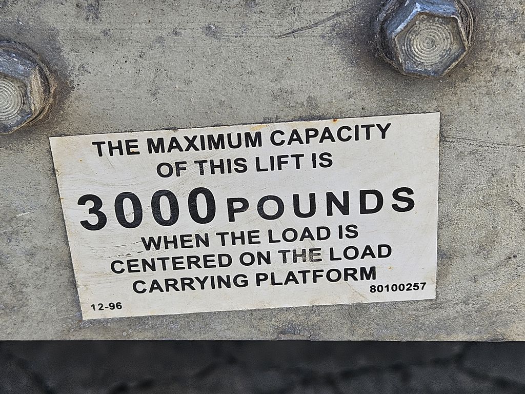 Slide images of 2023 HINO L6 