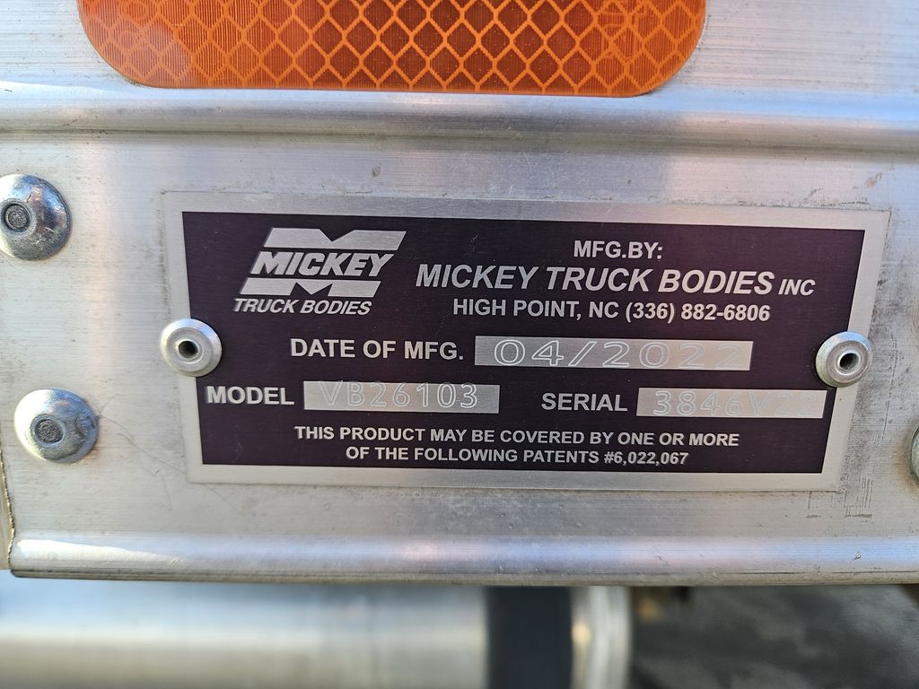 Slide images of 2023 HINO L6 