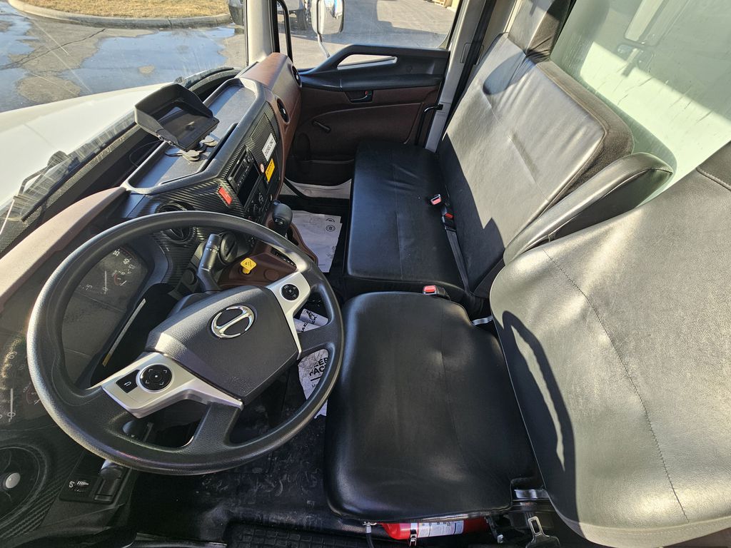 Slide images of 2023 HINO L6 