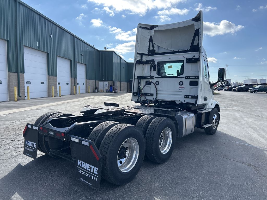 Slide images of 2027 MACK ANTHEM GEN2 64T